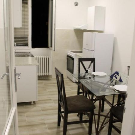 Apartment 51 - Bright, Spacious, Lux 1 Bedroom In The City Center - Stari Grad Belgrad Exterior foto